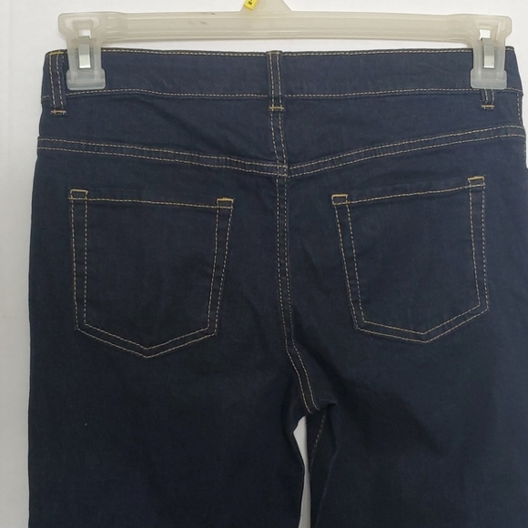 Cat and Jack girls super stretch jeans - Picture 3 of 4